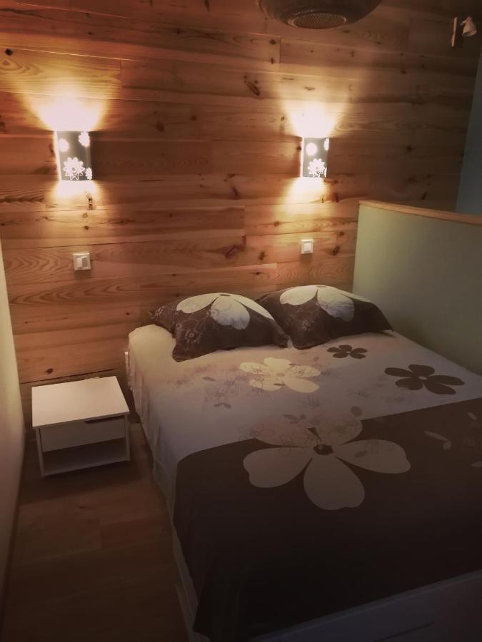 L'isard Apartment